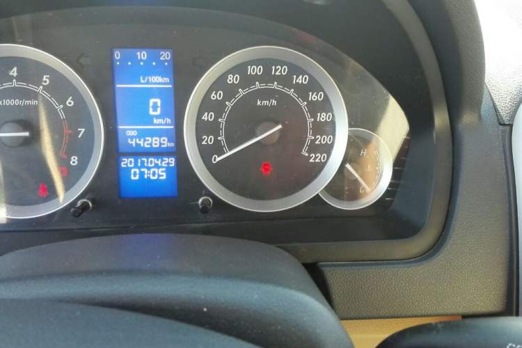Used BAIC Off-Road E Series 2012 Hatchback 1.5L Manual Leshang Version Odometer Close Up