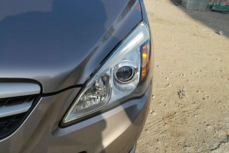 Used BAIC Off-Road E Series 2012 Hatchback 1.5L Manual Leshang Version Right Front Headlight