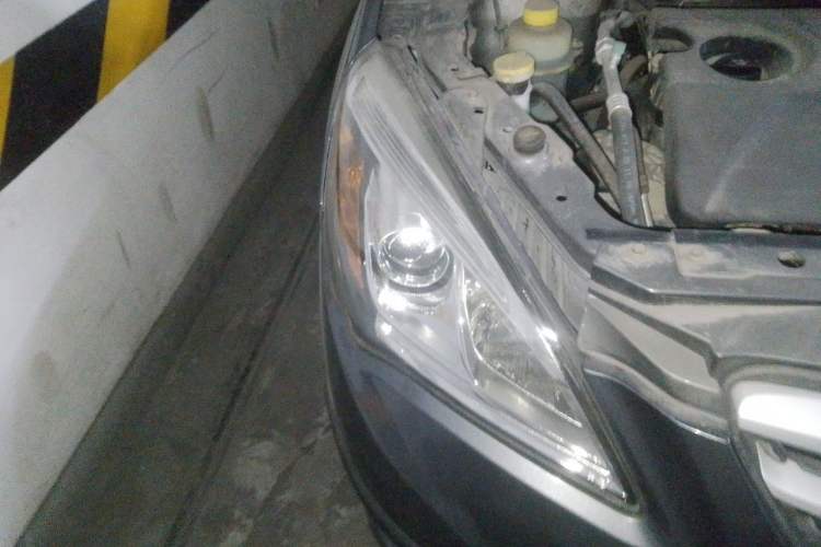 Used BAIC Off-Road E Series 2012 Hatchback 1.3L Manual Liking Edition Right Front Headlight