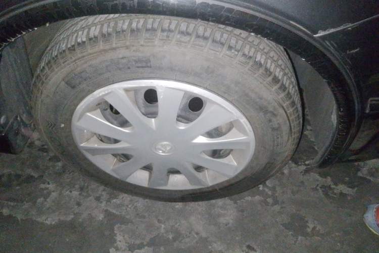 Used BAIC Off-Road E Series 2012 Hatchback 1.3L Manual Liking Edition Right Front Wheel Hub