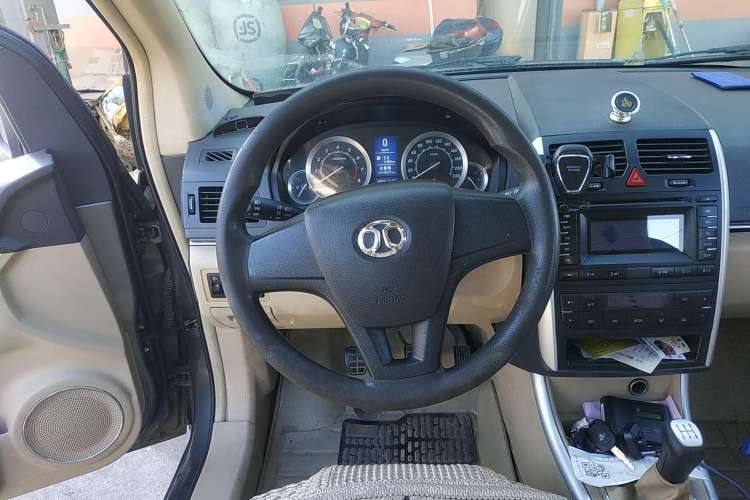 Used BAIC Off-Road E Series 2012 Hatchback 1.3L Manual Liking Edition Steering Wheel