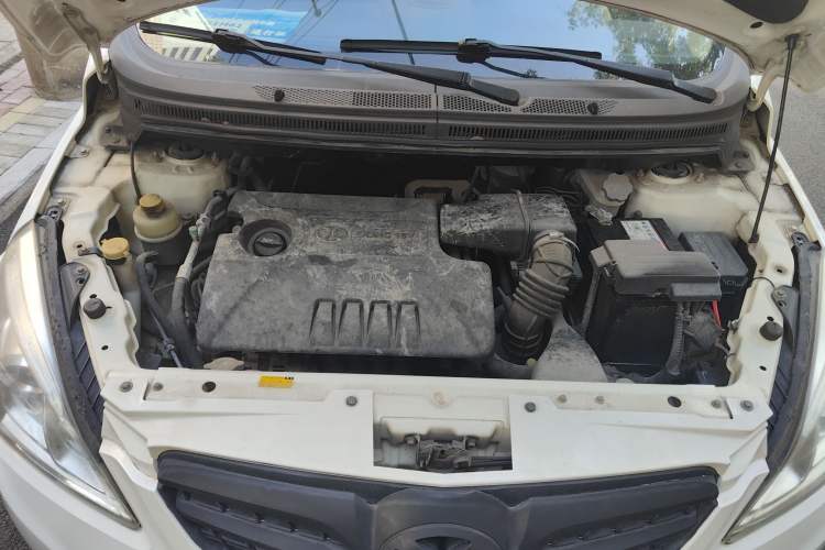 Used BAIC Off-Road E Series 2012 Hatchback 1.5L Automatic Leshang Version Engine Bay