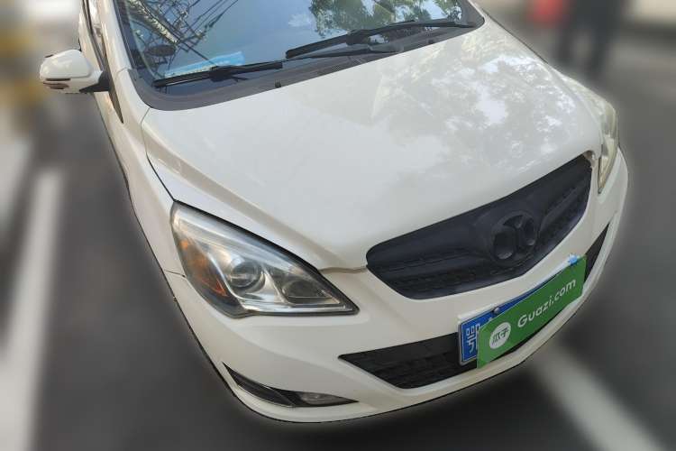 Used BAIC Off-Road E Series 2012 Hatchback 1.5L Automatic Leshang Version Front Right 45 Deg