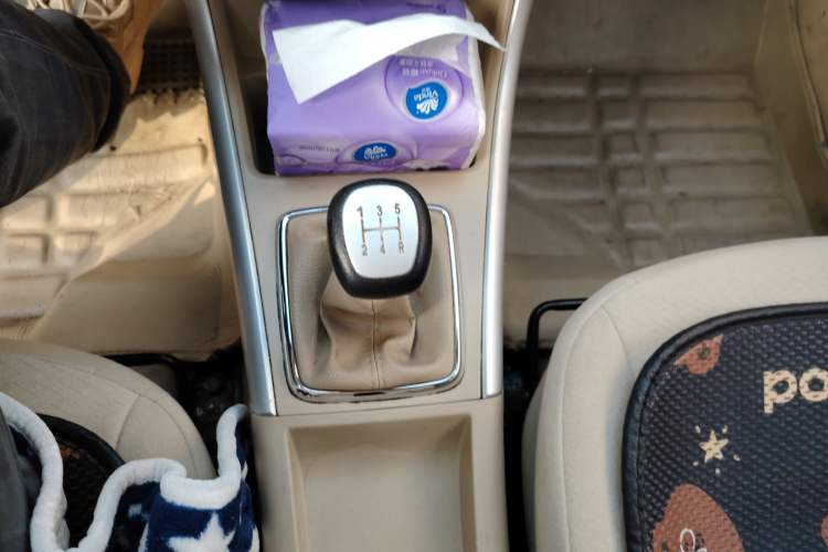Used BAIC Off-Road E Series 2012 Hatchback 1.5L Manual Leshang Version Gear Lever