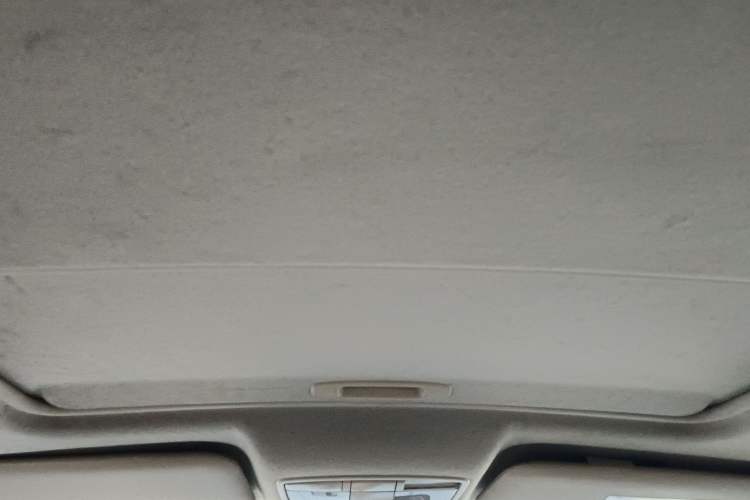 Used BAIC Off-Road E Series 2012 Hatchback 1.5L Automatic Leshang Version Headliner