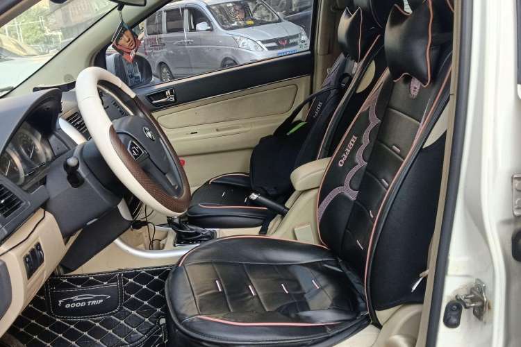 Used BAIC Off-Road E Series 2012 Hatchback 1.5L Automatic Leshang Version Left Front Seat