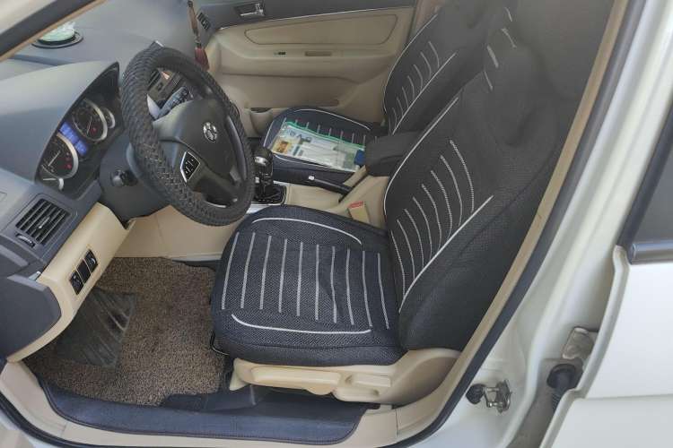 Used BAIC Off-Road E Series 2012 Hatchback 1.5L Automatic Leshang Version Left Front Seat