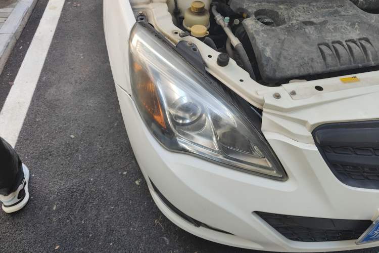 Used BAIC Off-Road E Series 2012 Hatchback 1.5L Automatic Leshang Version Right Front Headlight