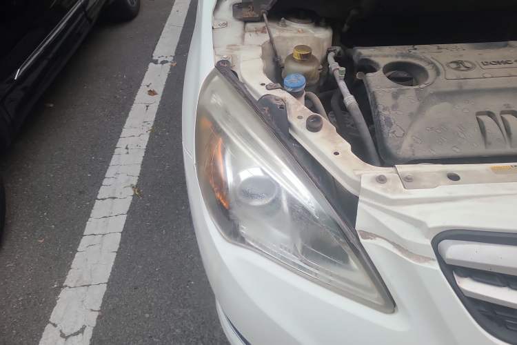 Used BAIC Off-Road E Series 2012 Hatchback 1.5L Automatic Leshang Version Right Front Headlight