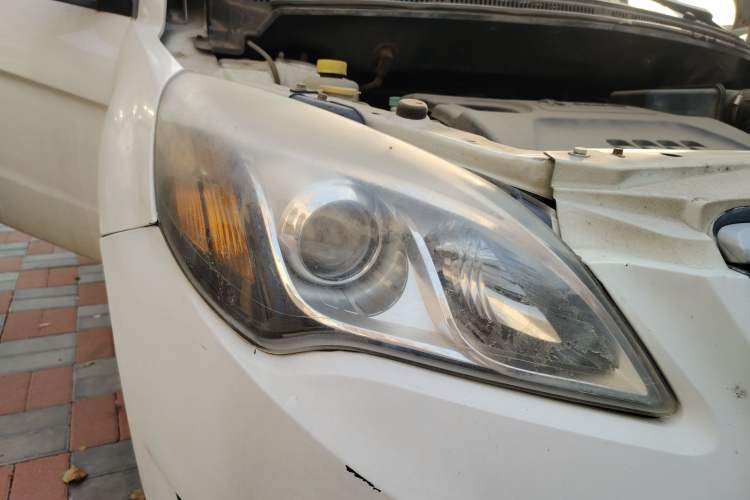 Used BAIC Off-Road E Series 2012 Hatchback 1.5L Manual Leshang Version Right Front Headlight
