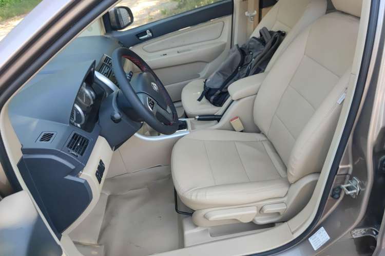 Used BAIC Off-Road E Series 2012 Hatchback 1.5L Automatic Leshang Version Left Front Seat