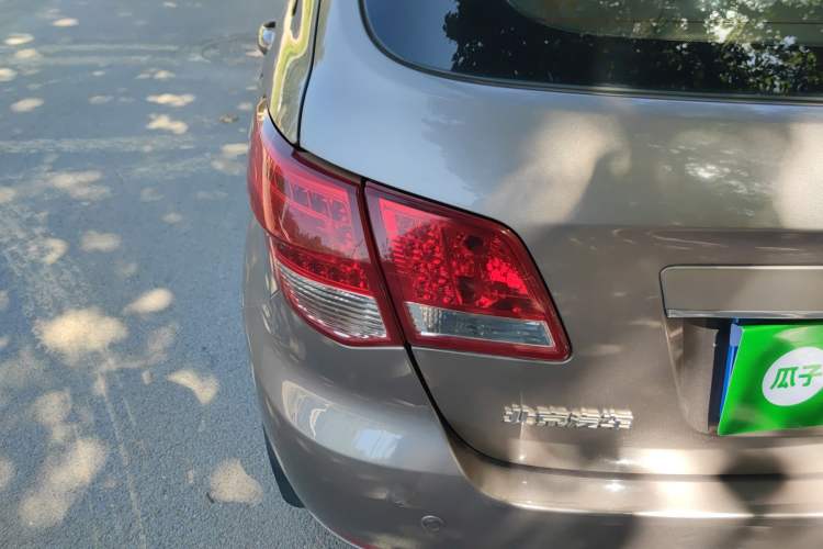 Used BAIC Off-Road E Series 2012 Hatchback 1.5L Automatic Leshang Version Left Rear Taillight