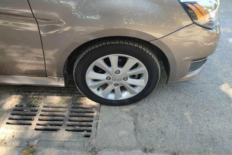 Used BAIC Off-Road E Series 2012 Hatchback 1.5L Automatic Leshang Version Right Front Wheel Hub