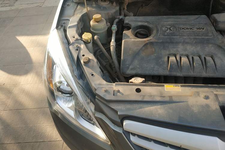 Used BAIC Off-Road E Series 2013 Hatchback 1.5L Automatic Lotte Edition Engine Bay Right