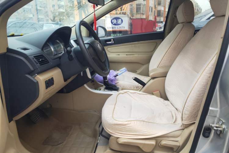 Used BAIC Off-Road E Series 2013 Sedan 1.5L Automatic Lotte Edition Left Front Seat