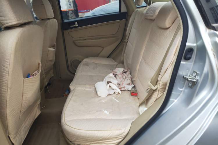 Used BAIC Off-Road E Series 2013 Sedan 1.5L Automatic Lotte Edition Left Rear Seat