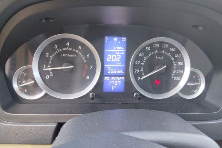 Used BAIC Off-Road E Series 2013 Hatchback 1.5L Automatic Lotte Edition Odometer Close Up