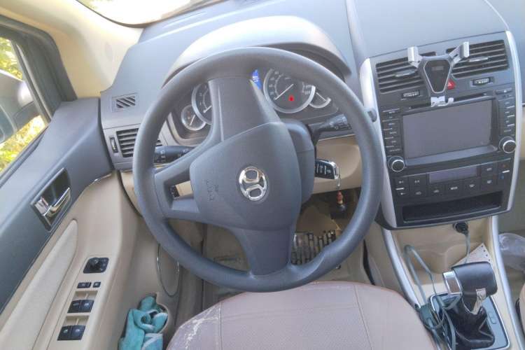 Used BAIC Off-Road E Series 2013 Hatchback 1.5L Automatic Lotte Edition Steering Wheel