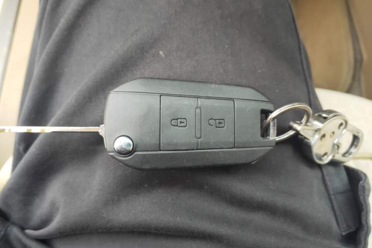 Used BAIC Off-Road E Series 2013 Sedan 1.5L Automatic Lotte Edition Vehicle Key