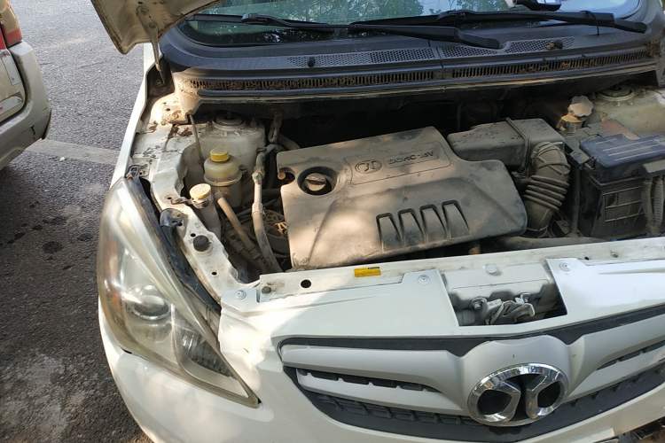 Used BAIC Off-Road E Series 2013 Hatchback 1.5L Automatic Lotte Edition Engine Bay Right