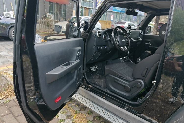 Used BAIC Off-Road F40 2019 2.3T Automatic Cube Edition Driver Seat