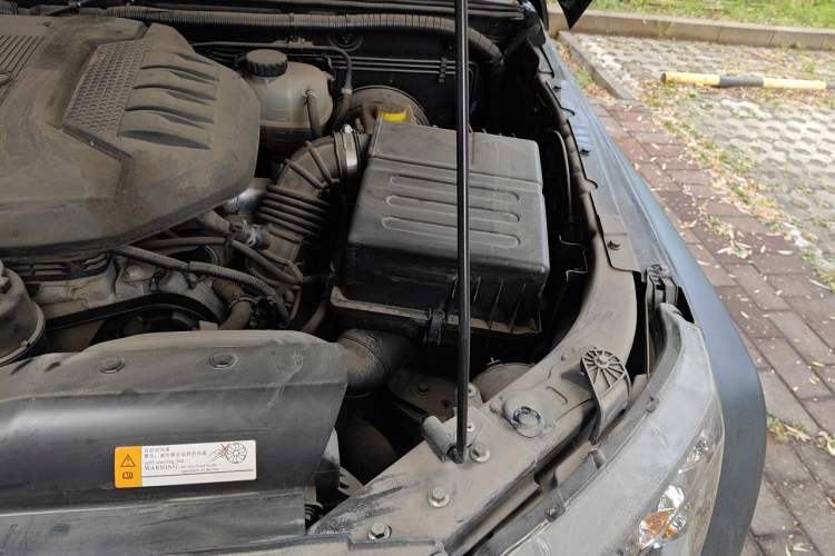 Used BAIC Off-Road F40 2019 2.3T Automatic Cube Edition Engine Bay Left