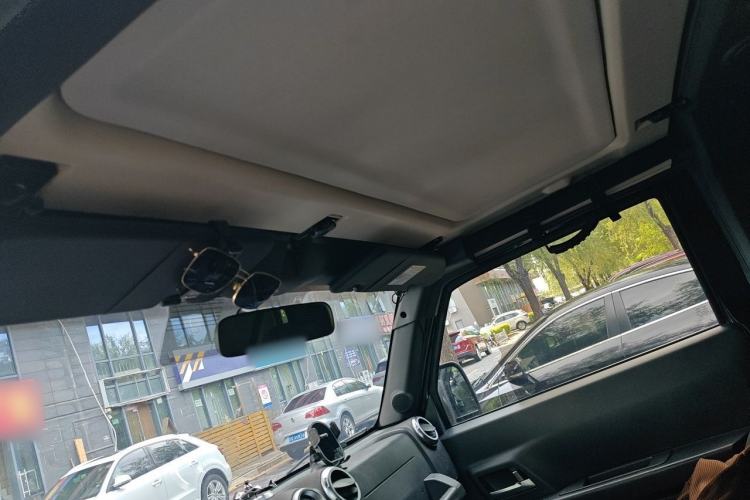 Used BAIC Off-Road F40 2019 2.3T Automatic Cube Edition Headliner