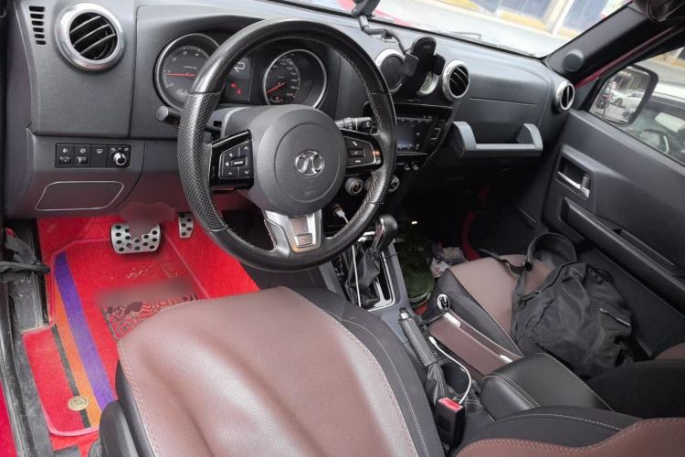 Used BAIC Off-Road F40 2019 2.3T Automatic Cube Edition Center Console