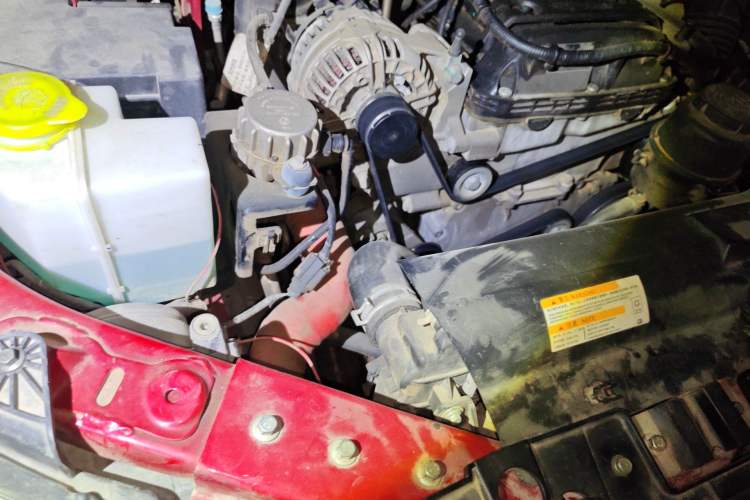 Used BAIC Off-Road F40 2019 2.3T Automatic Cube Edition Engine Bay Right