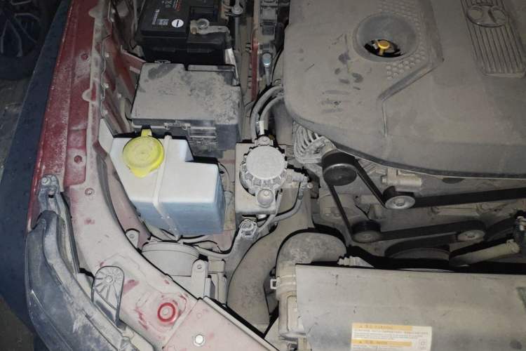 Used BAIC Off-Road F40 2019 2.3T Automatic Cube Edition Engine Bay Right