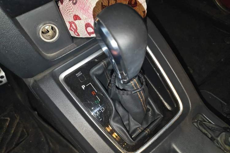 Used BAIC Off-Road F40 2019 2.3T Automatic Cube Edition Gear Lever