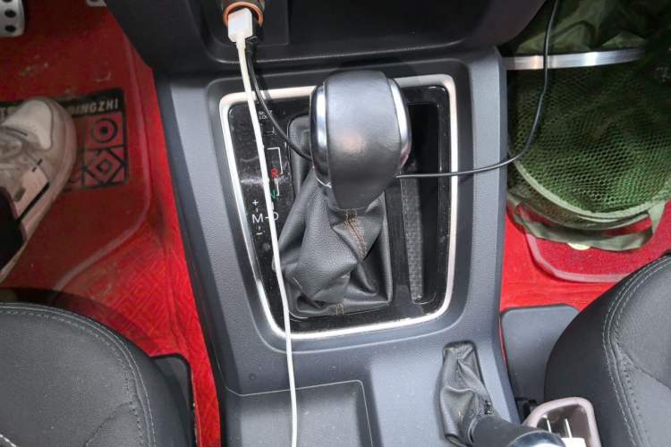 Used BAIC Off-Road F40 2019 2.3T Automatic Cube Edition Gear Lever