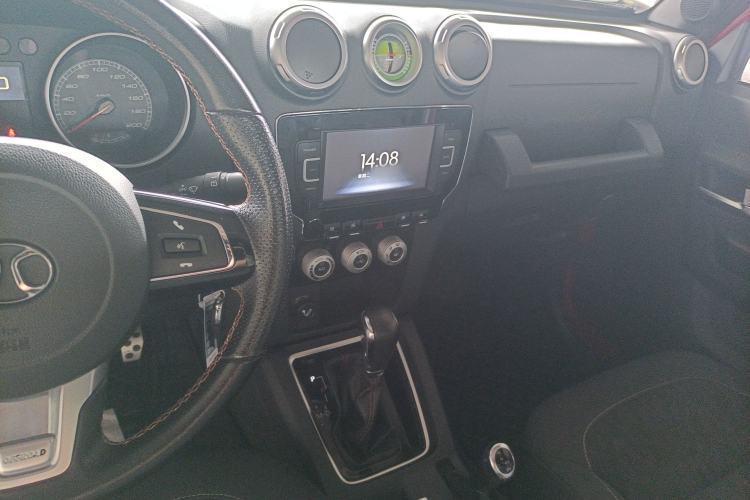 Used BAIC Off-Road F40 2019 2.3T Automatic Cube Edition Interior 4