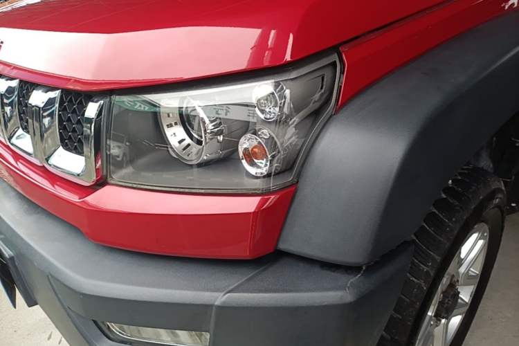Used BAIC Off-Road F40 2019 2.3T Automatic Cube Edition Left Front Headlight