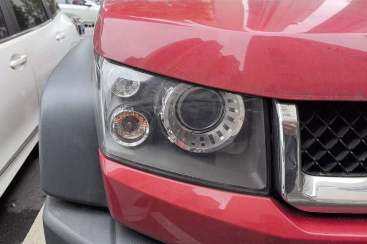 Used BAIC Off-Road F40 2019 2.3T Automatic Cube Edition Right Front Headlight