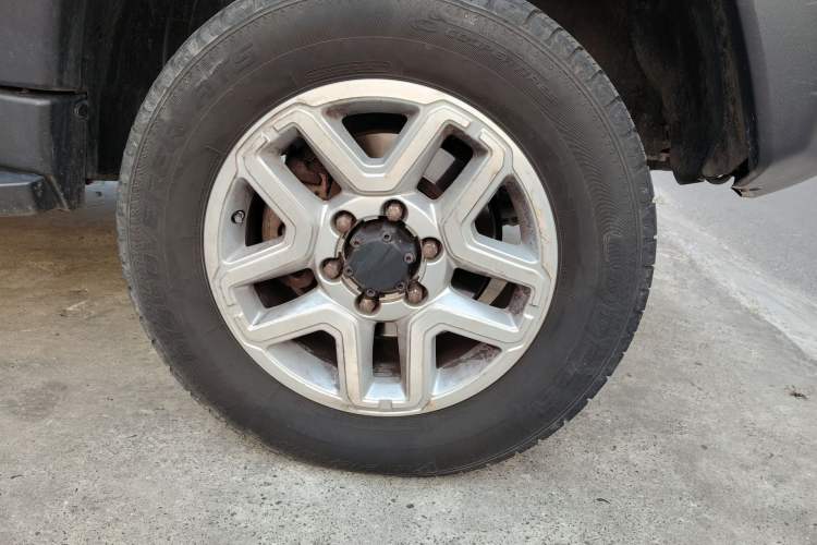 Used BAIC Off-Road F40 2019 2.3T Automatic Cube Edition Right Front Wheel Hub