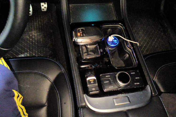 Used BAIC Off-Road F40 2021 2.0T Automatic Cube Edition Gear Lever