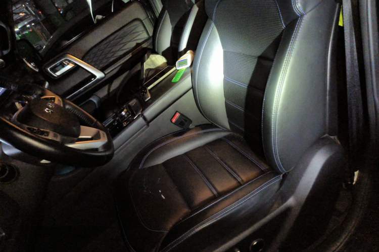 Used BAIC Off-Road F40 2021 2.0T Automatic Cube Edition Left Front Seat