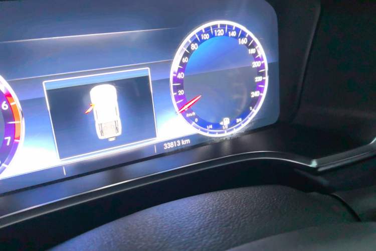 Used BAIC Off-Road F40 2021 2.0T Automatic Cube Edition Odometer Close Up