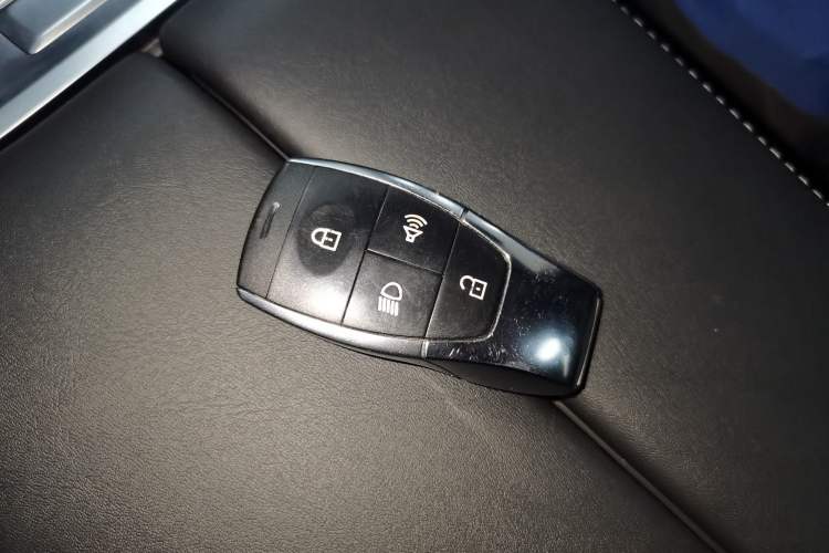 Used BAIC Off-Road F40 2021 2.0T Automatic Cube Edition Interior 1