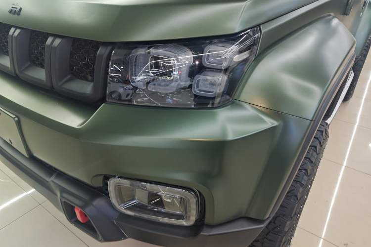 Used BAIC Off-Road F40 2021 2.0T Automatic Cube Edition Left Front Headlight