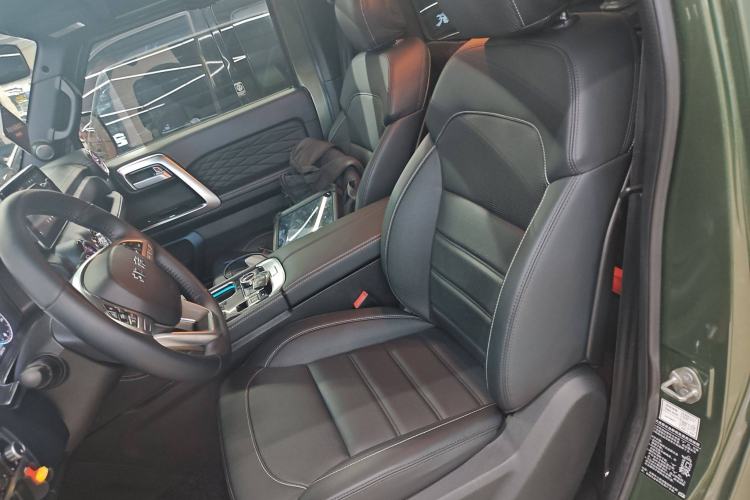 Used BAIC Off-Road F40 2021 2.0T Automatic Cube Edition Left Rear Seat