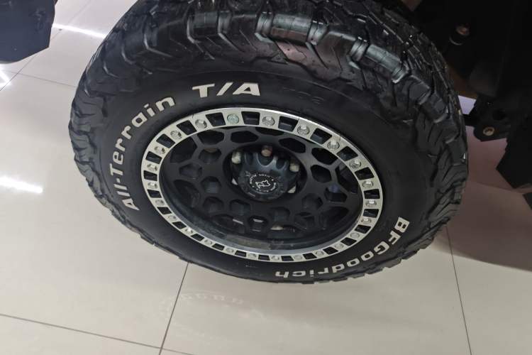 Used BAIC Off-Road F40 2021 2.0T Automatic Cube Edition Right Rear Wheel Hub
