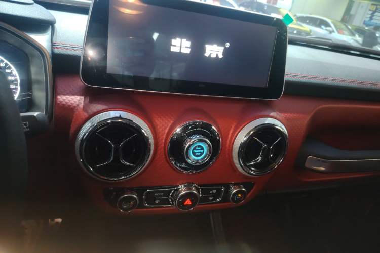 Used BAIC Off-Road F40 2021 2.0T Automatic Cube Edition Audio And AC Panel