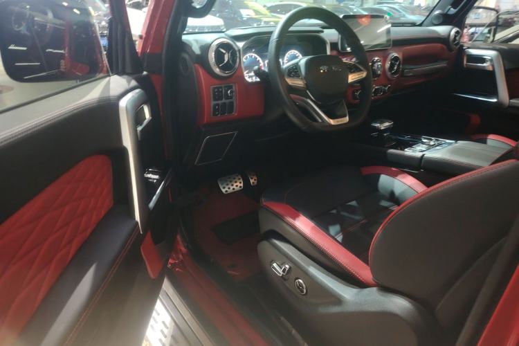 Used BAIC Off-Road F40 2021 2.0T Automatic Cube Edition Interior 3