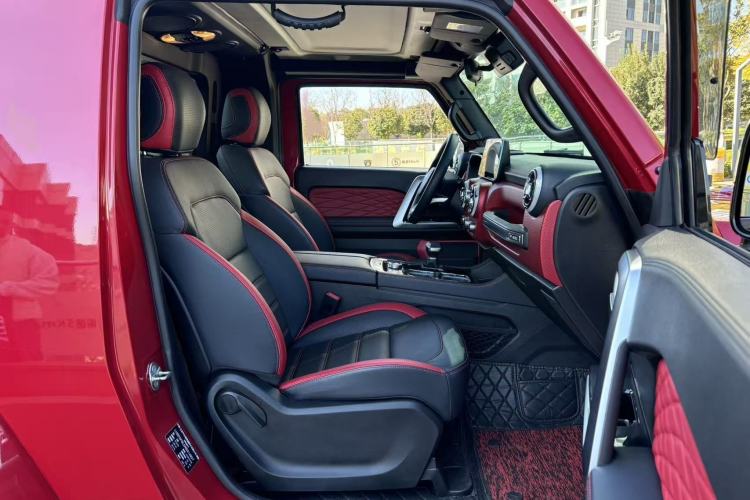 Used BAIC Off-Road F40 2021 2.0T Automatic Cube Edition Interior 7