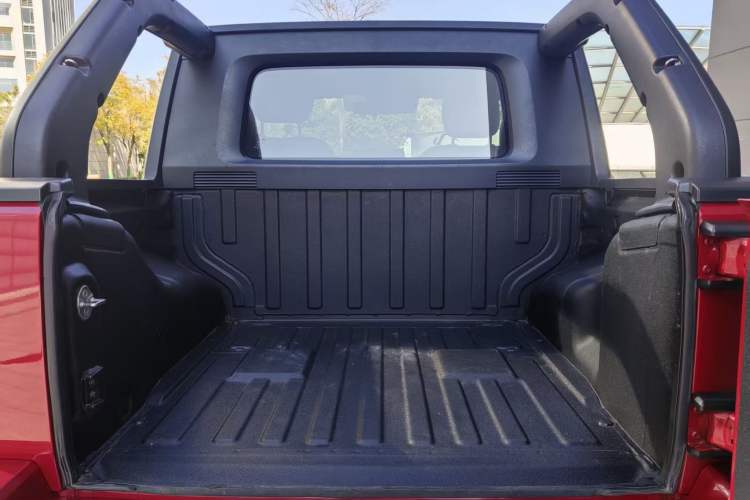 Used BAIC Off-Road F40 2021 2.0T Automatic Cube Edition Interior 9