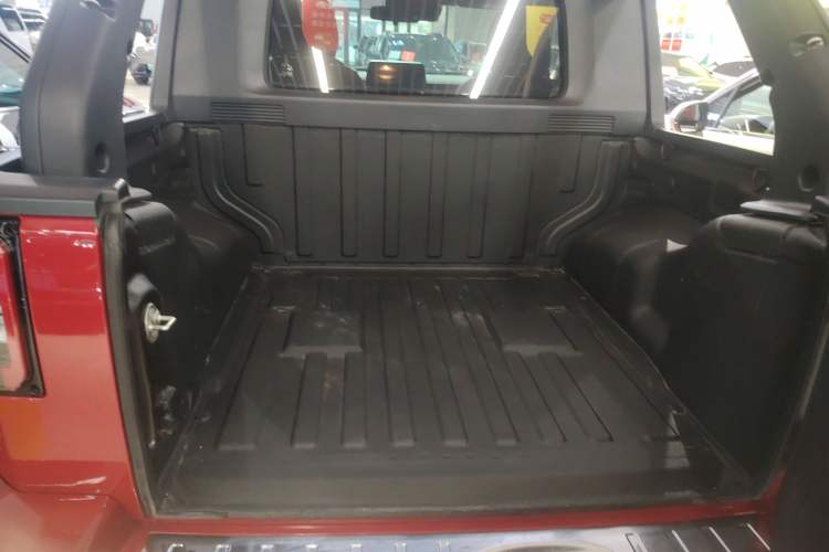 Used BAIC Off-Road F40 2021 2.0T Automatic Cube Edition Trunk
