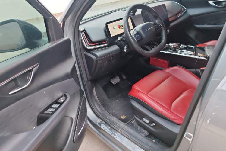 Used BAIC Rubik 2022 1.5T DCT Platinum Edition Driver Seat