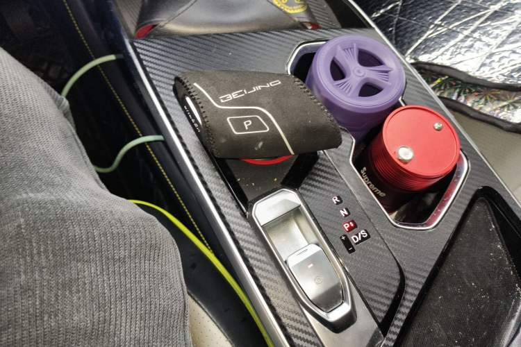 Used BAIC Rubik 2022 1.5T DCT Diamond Edition Gear Lever